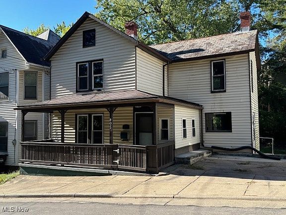 2nd image of 805 Quarry St
