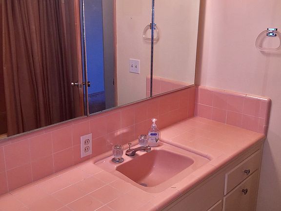 2nd image of 6257 Del Cerro Blvd