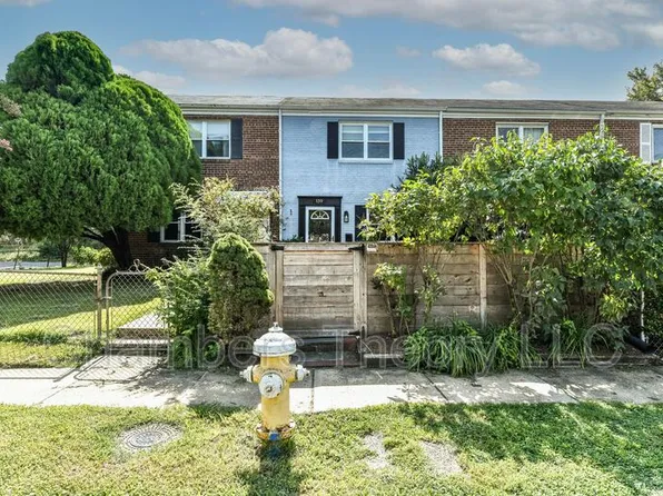 139 Mount Vernon Ave, Alexandria, VA 22301