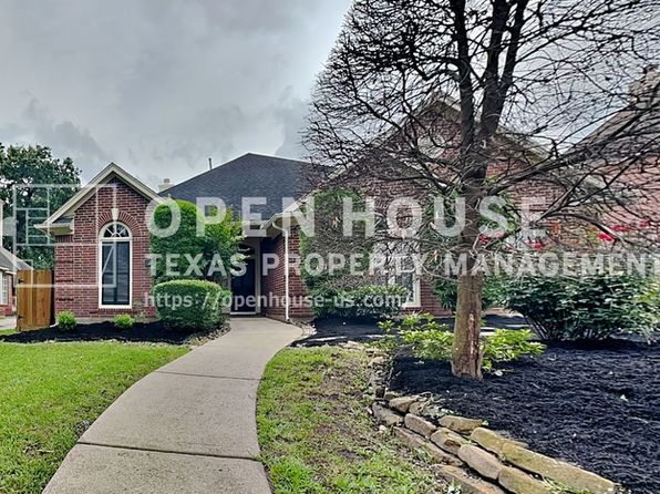3922 Wildwood Valley Ct