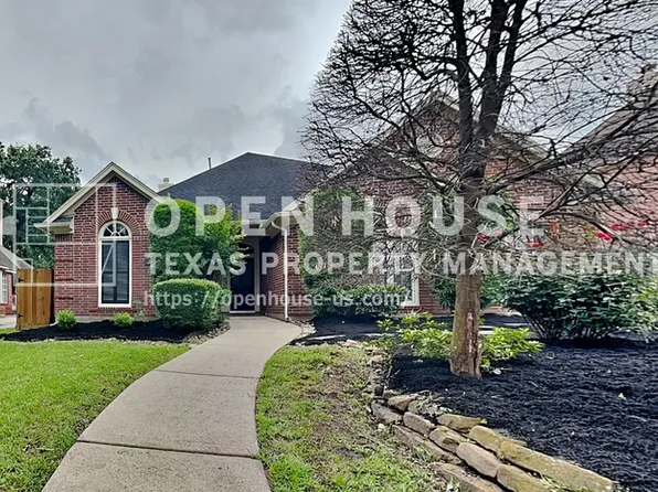 3922 Wildwood Valley Ct, Kingwood, TX 77345