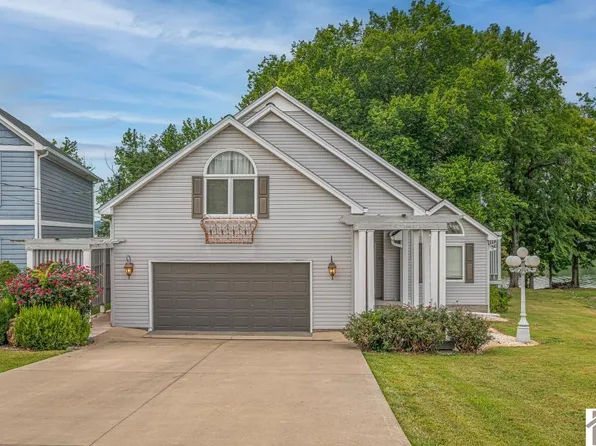 604 Carriage Cove Rd, Cadiz, KY 42211