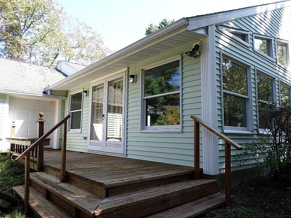 2nd image of 1304 Hardscrabble Blvd