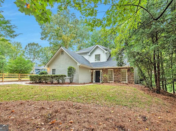173 W Lake Dr