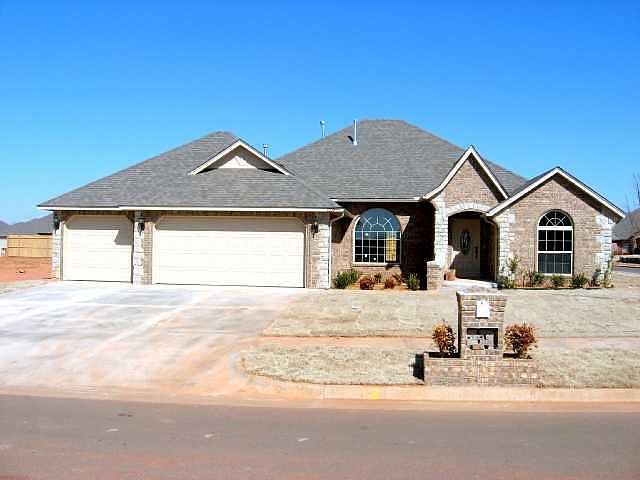1st image of 1209 NW 13th Pl