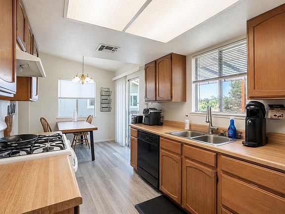 5th image of 5335 Stonethrow Ct