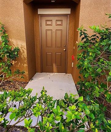 3rd image of 2210 Windsor Lake Cir