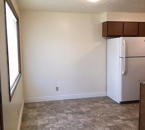 5th image of 732 W Idaho Ave