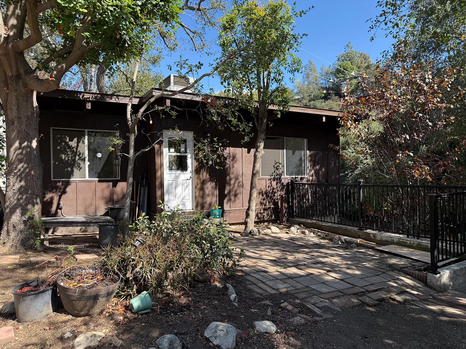 2 bed, $3,750 — Photo 1