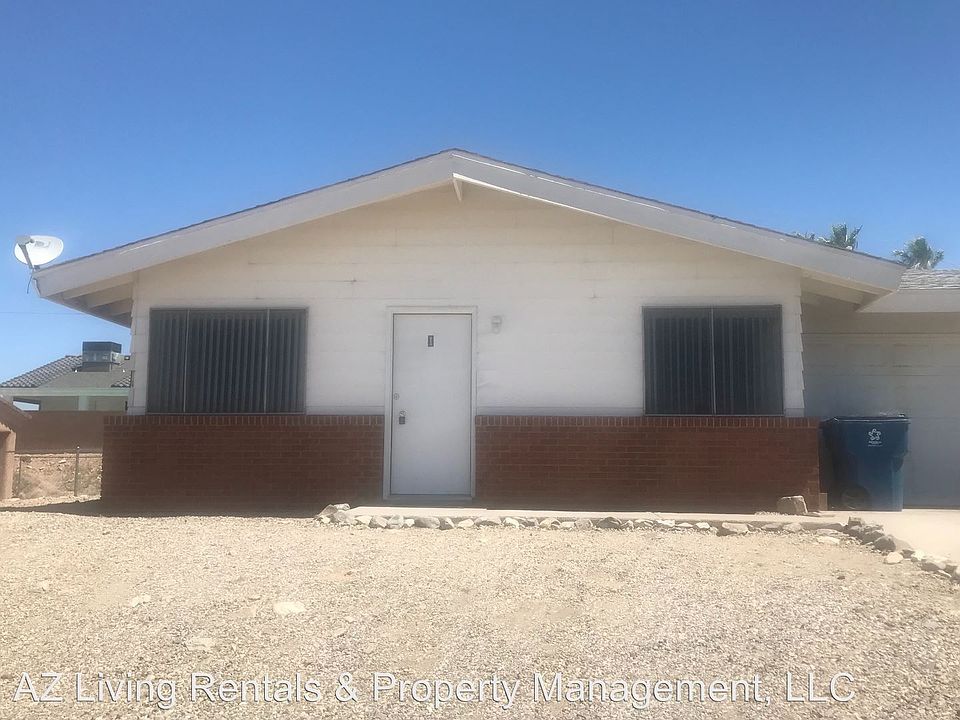 1st image of 2381 Shorewood Dr Unit 1