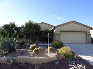 525 W Calle Artistica, Green Valley, AZ 85614