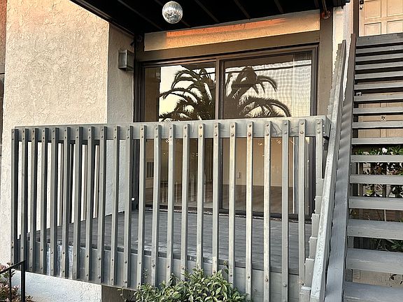 5th image of 315 Acebo Ln