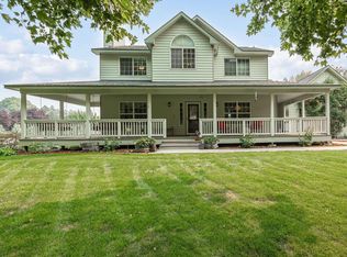3180 Eastlake Ct, West Richland, WA 99353