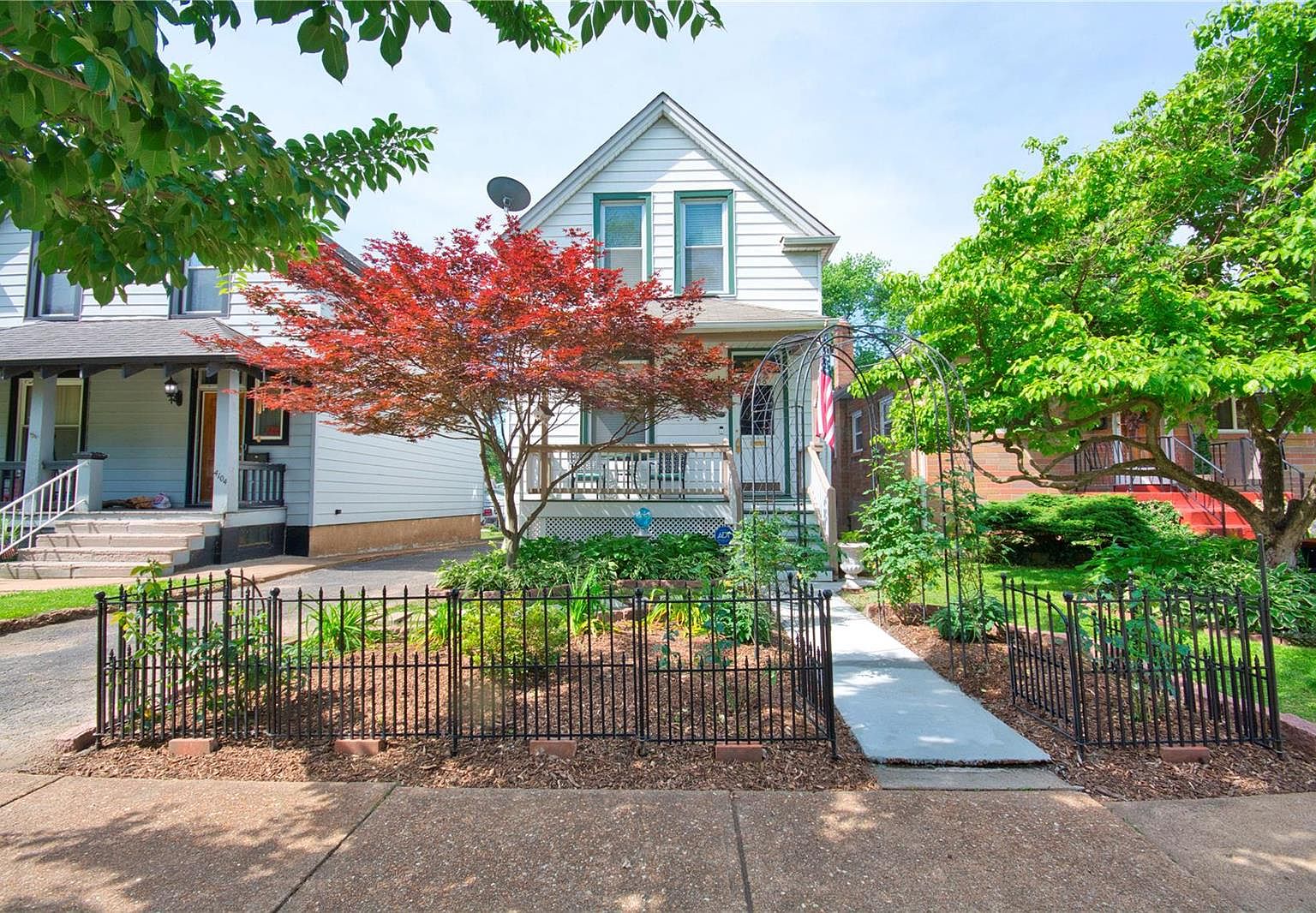 4106 Bates St, Saint Louis, MO 63116 Zillow