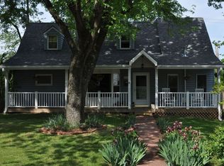6402 Cavalier Dr, Alexandria, VA 22307