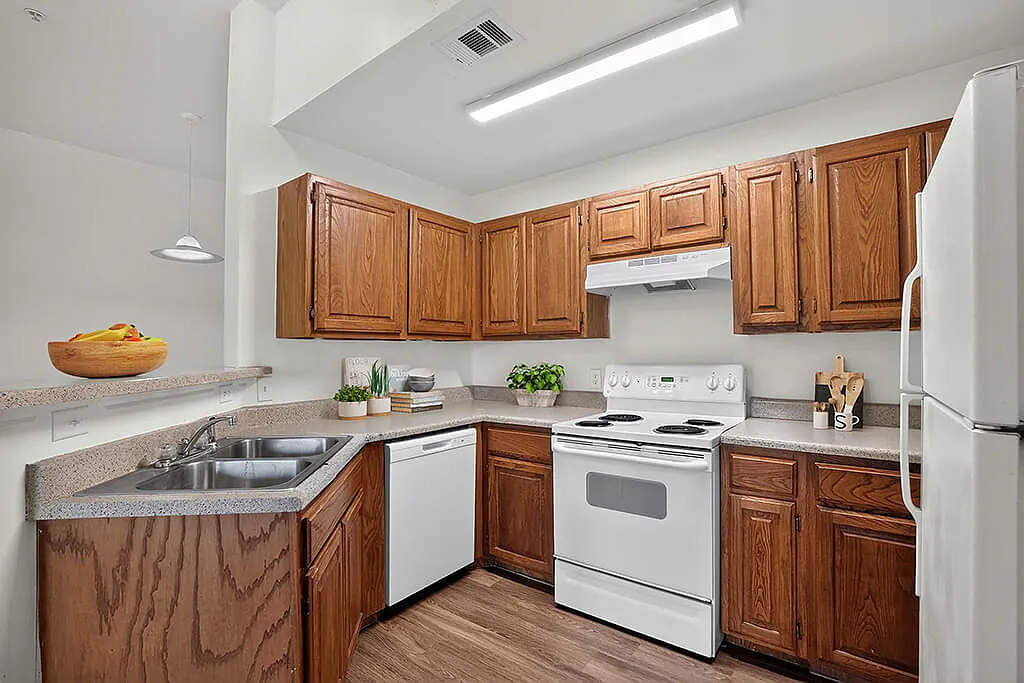 Cypress View Villas Apartments — Photo 4