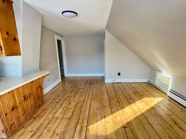 50 N Main St #4, Strong, ME 04983