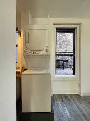 Rented by EXR | media 7