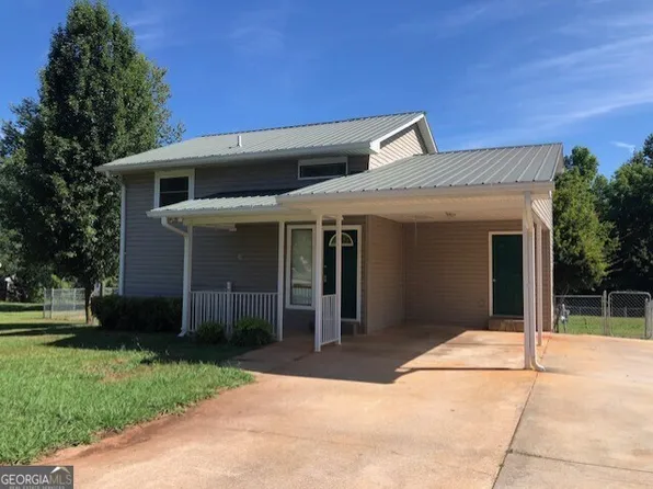 76 Country View Dr, Eastanollee, GA 30538