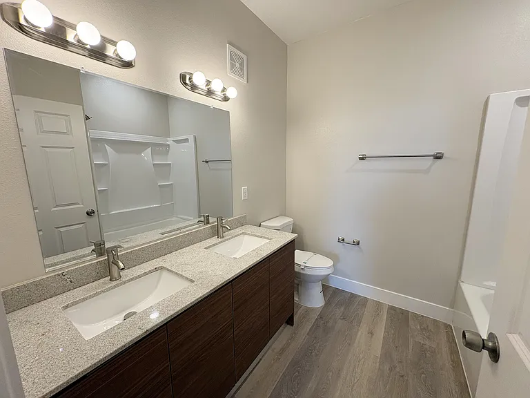 4424 S Texas Ave #1-306-1 — Photo 12