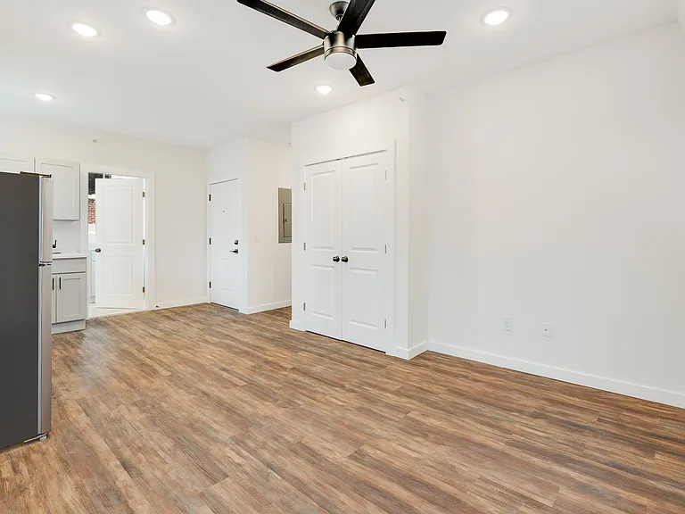81 Market St #3 — Photo 11