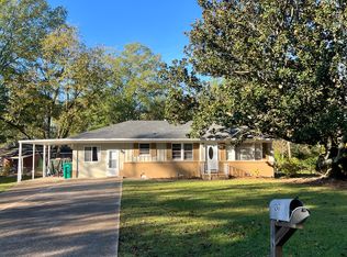 1247 Elvis Presley Dr, Tupelo, MS 38804