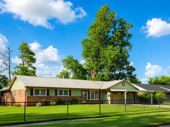 1500 E Barton Ave, West Memphis, AR 72301
