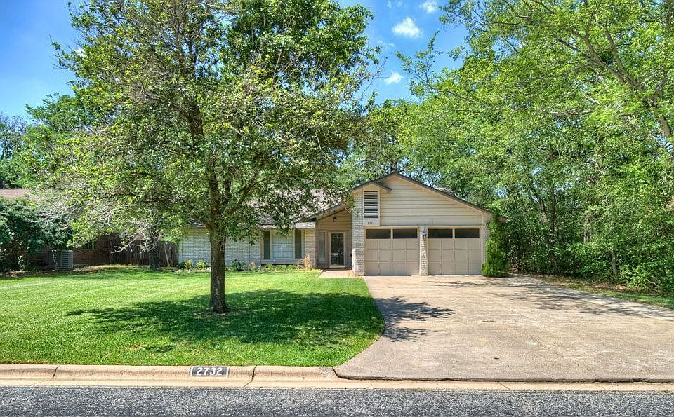 1st image of 2732 San Felipe Dr