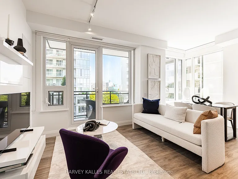 71 Redpath Ave #1302 — Photo 3