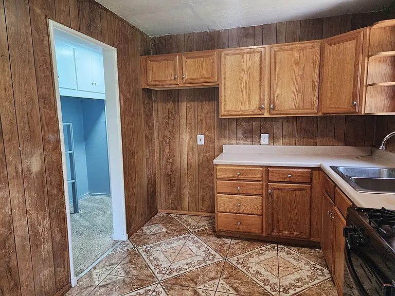 4213 N Lottie Ave — Photo 8