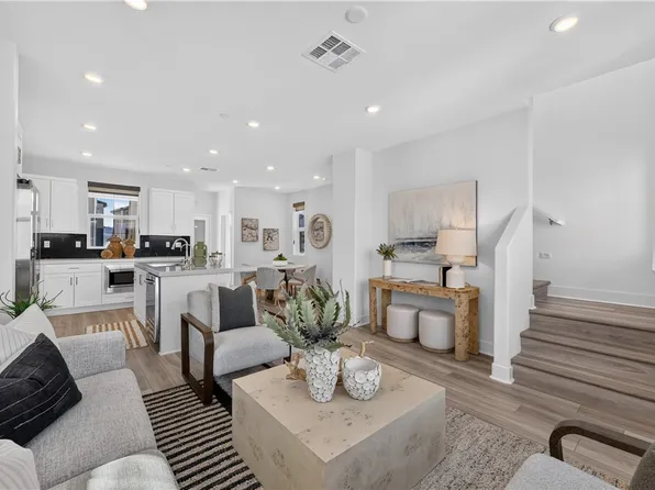 1360 Windmill Rd, Rancho Mission Viejo, CA 92694