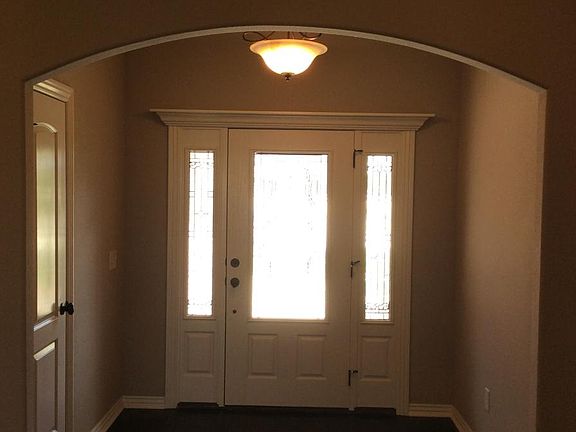 2nd image of 4005 SW Flatrock Cv