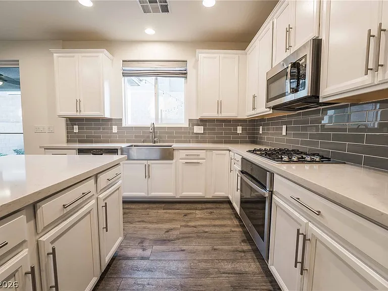 9459 Julie Inez Ave — Photo 9