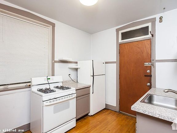5th image of 2822 N Mildred Ave #1515
