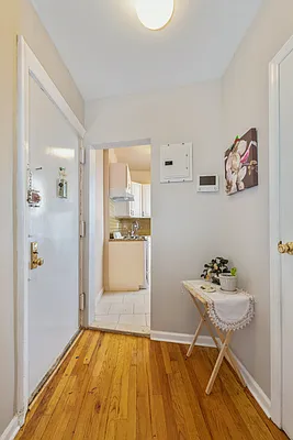 Sold by Ben Bay Realty Co. of Bay Ridge | media 23