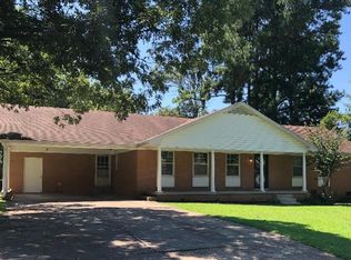 44 Ridgeview Dr, Jackson, TN 38301