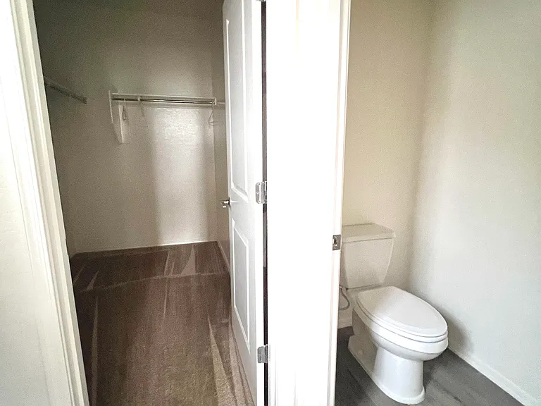 1728 E Dogwood Ln — Photo 12
