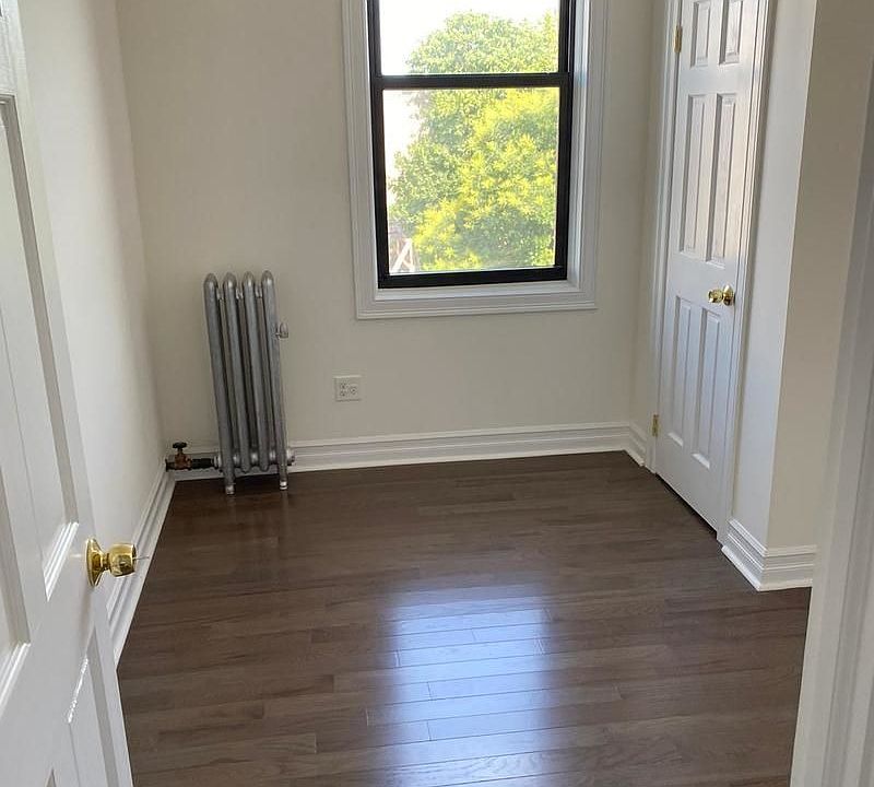 1st image of 1356 Pacific St #4