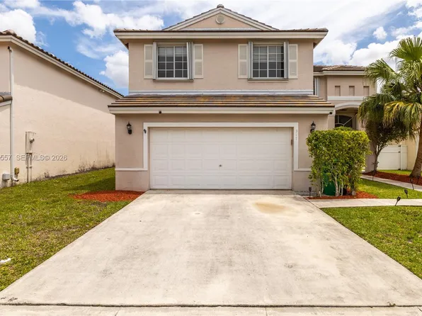 317 SW 191st Ter, Pembroke Pines, FL 33029