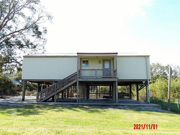 2nd image of 26846 W State Highway 82 Hwy