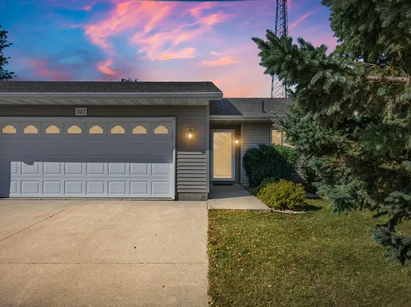 527 4th Circle Dr SE, Lonsdale, MN 55046