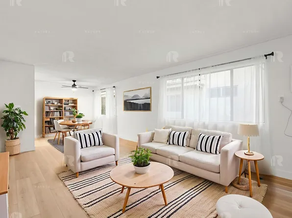 (Ellie:B) Park Collins