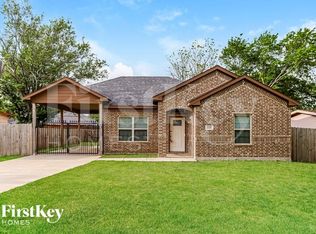 430 Crest Hill Dr, Mesquite, TX 75149