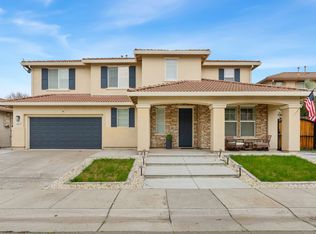 11 Sola Ct, Sacramento, CA 95835