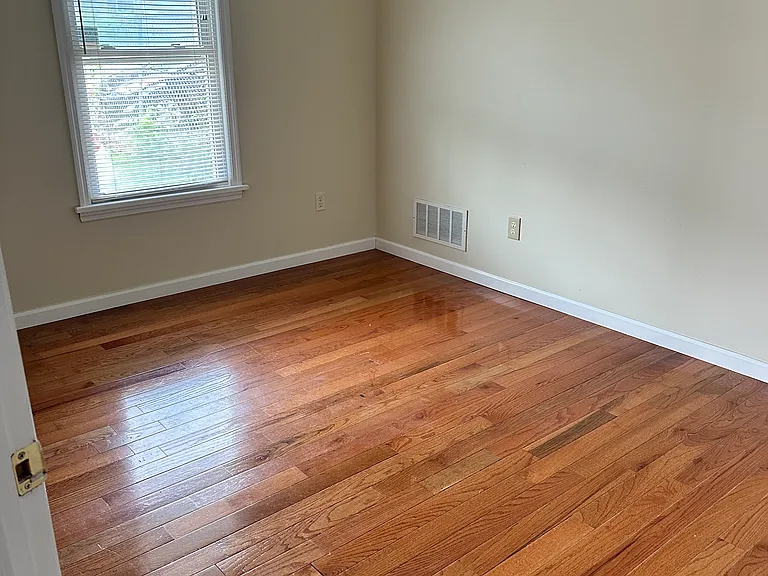 131 Mill St #1 — Photo 10