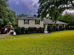 1923 Old Orchard Rd, Vestavia Hills, AL 35216