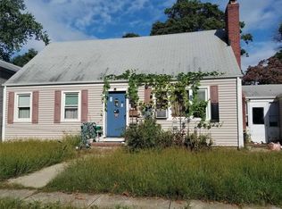 127 11th Ave, Huntington Station, NY 11746