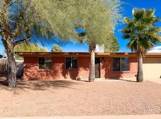 607 N De Medici Pl, Sierra Vista, AZ 85635