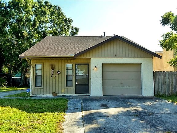 2nd image of 256 Lake Thomas Dr