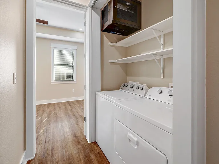 1706 Cedar Bend Dr #A — Photo 21